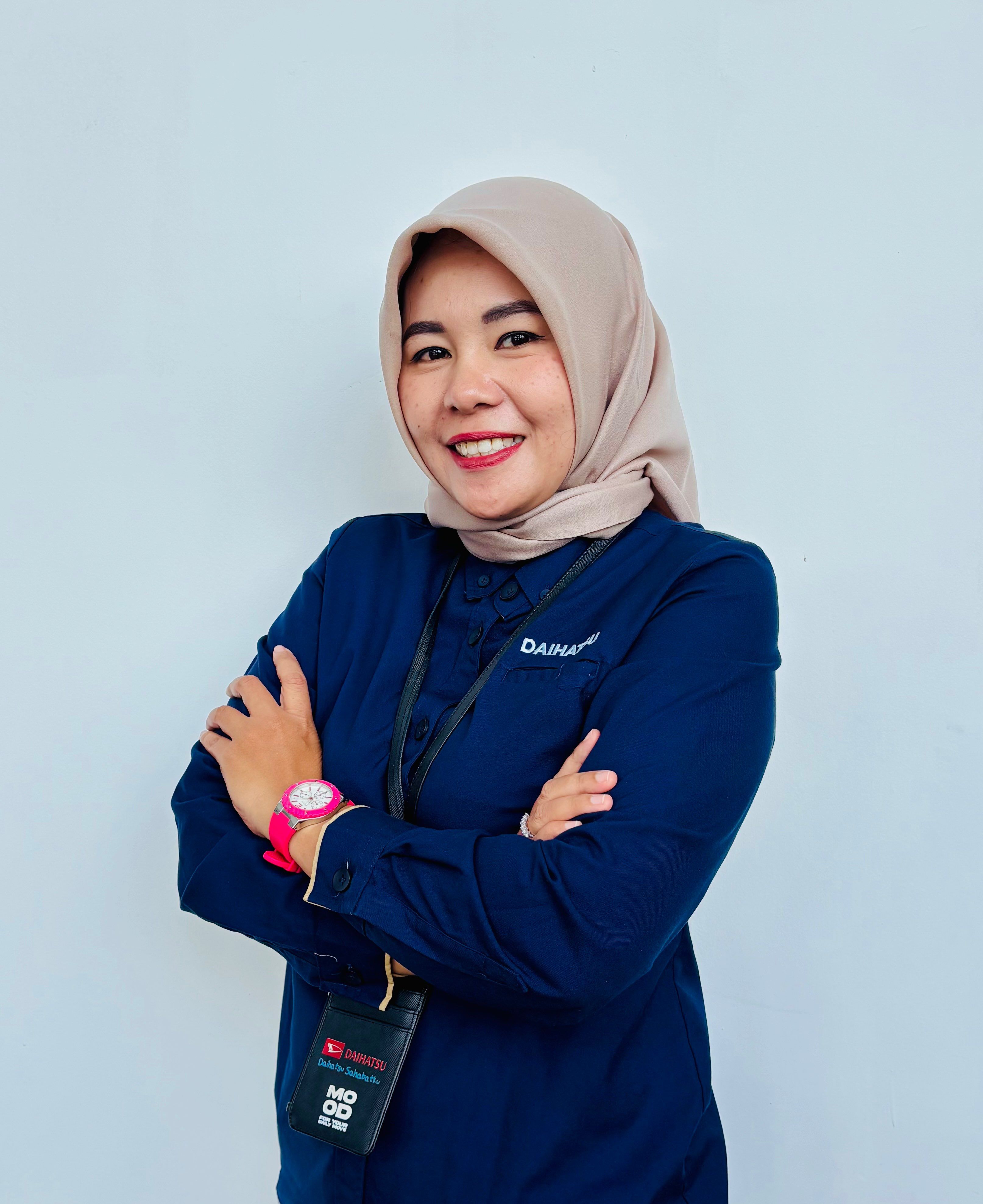 YUNI LESTARI