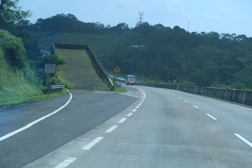 Cara Menggunakan Jalur Darurat Rem Blong Di Jalan Tol