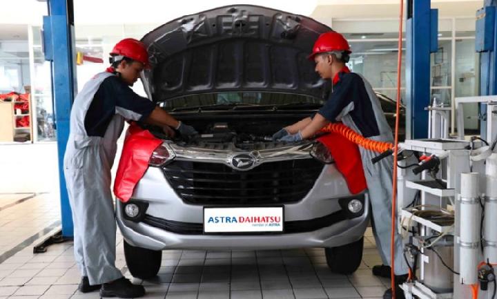 Cara Reparasi Mobil Yang Dilakukan Oleh Teknisi Profesional